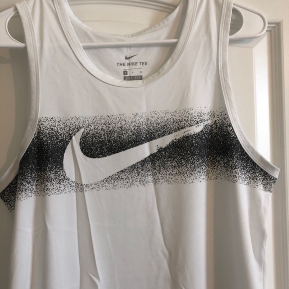 Nike Dri-Fit Tank Sz Small - Picture 2 of 6